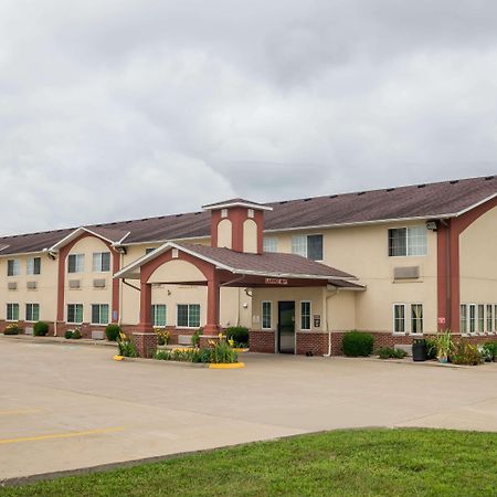 Отель Super 8 By Wyndham Mt. Carmel Il Mount Carmel Экстерьер фото