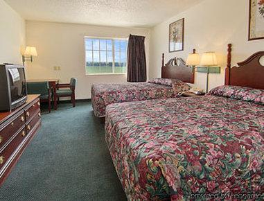 Отель Super 8 By Wyndham Mt. Carmel Il Mount Carmel Номер фото